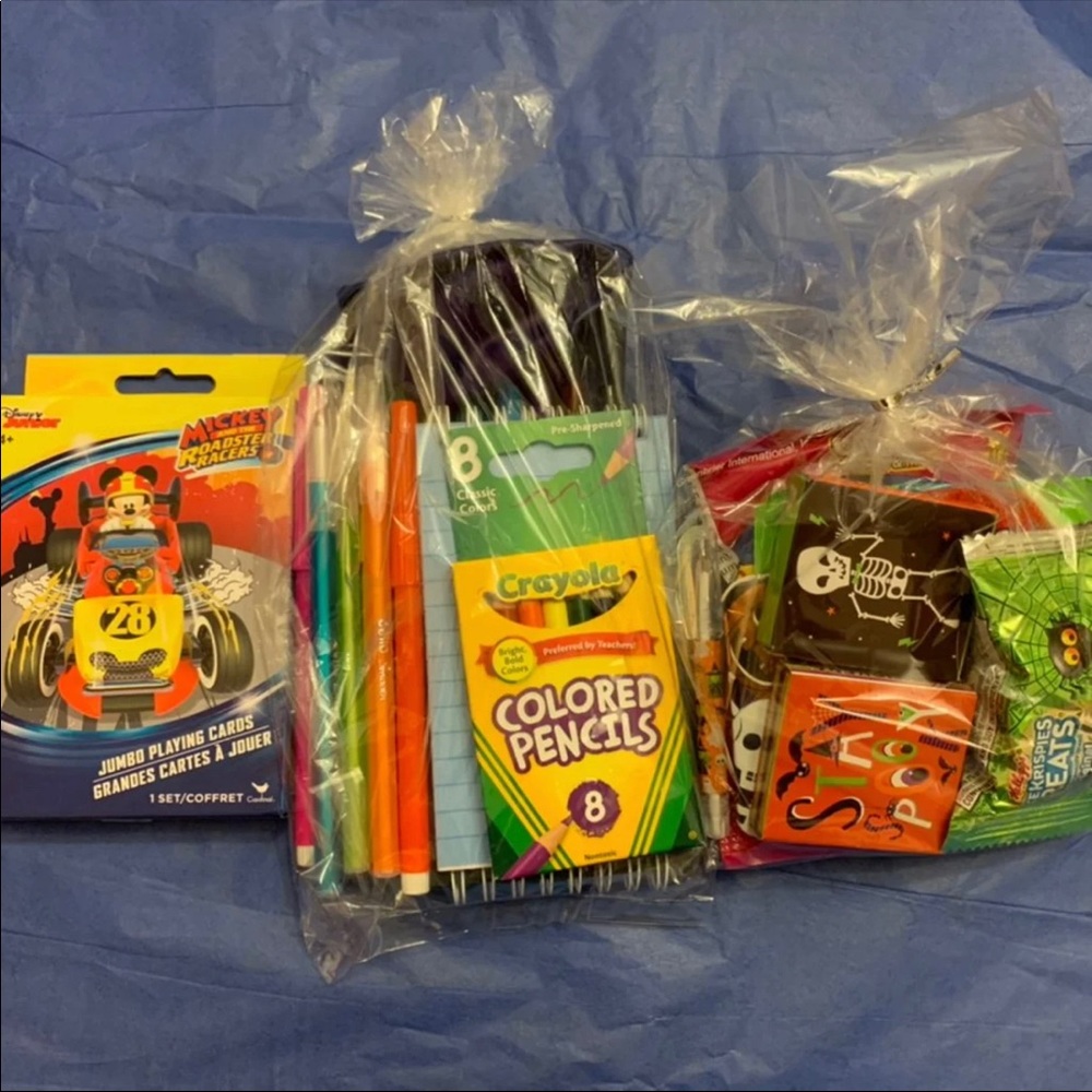 Boys Busy Gift Basket Bundle. - Picture 4 of 9